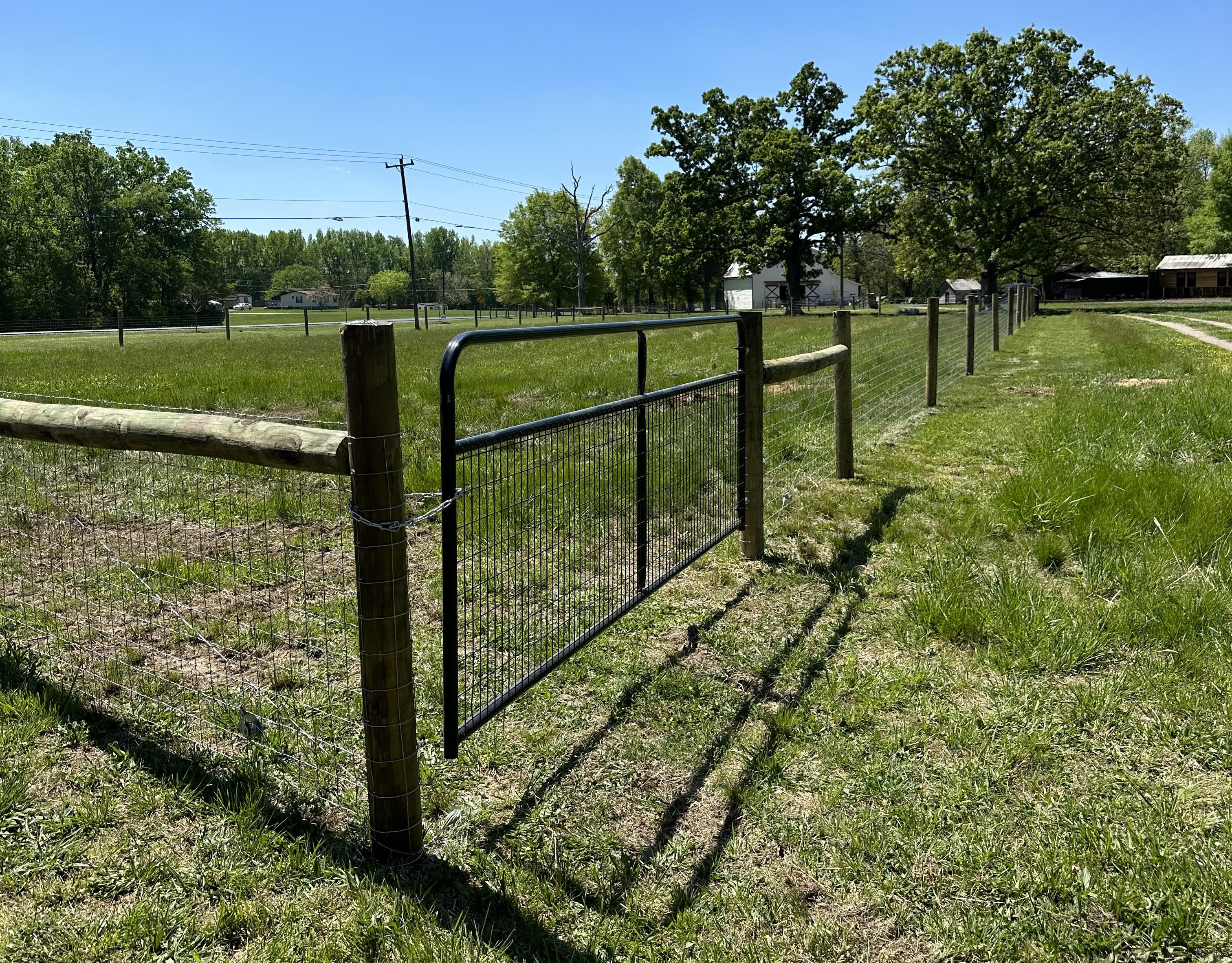 Quality fence building and installation services